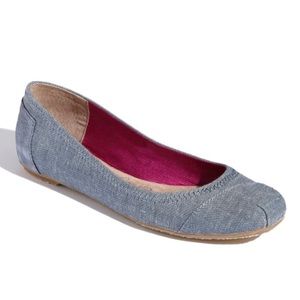 TOMS 'Katia' Ballet Flat